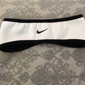 A Nike band